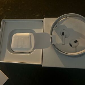 Apple AirPods with White Charging Case